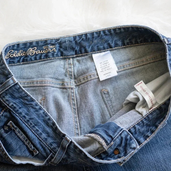 Eddie Bauer Womens Jeans Sz 14S Medium Blue Denim Wide Straight Leg Cropped - Picture 4 of 8